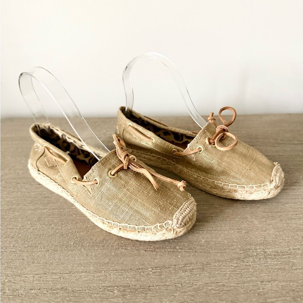 Sperry Espadrille Flat in Tan Canvas - Size 6